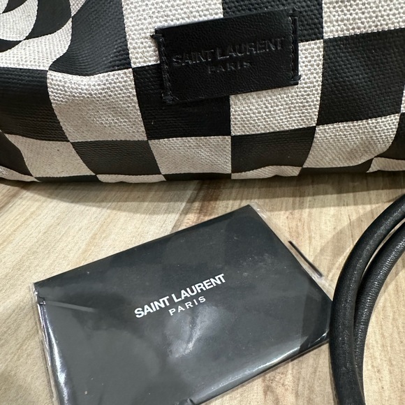 Authentic Saint Laurent drawstring bag - Picture 3 of 10